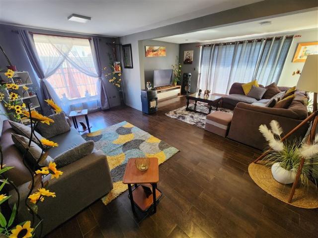 Casa en Venta en LAS BRISAS 228 TIL TIL