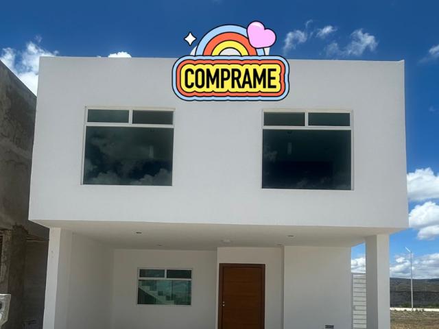 Casa en Venta en Las Calzadas, Durango: Amplia Propiedad en Fraccionamiento Cerrado
