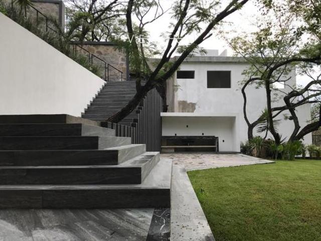 CASA EN VENTA EN LAS CAÑADAS RESIDENCIAL, ZAPOPAN