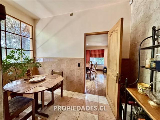 Casa en venta en Las Condes | 4 dormitorios por 24500.00 en Las Condes