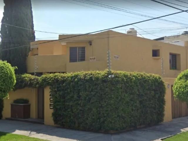 Casa en venta en Las Flores, Zapopan, Jalisco