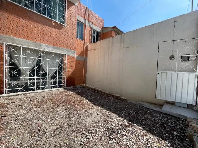 Casa en Fraccionamiento Las Juntas en Tlaltizapan Morelos