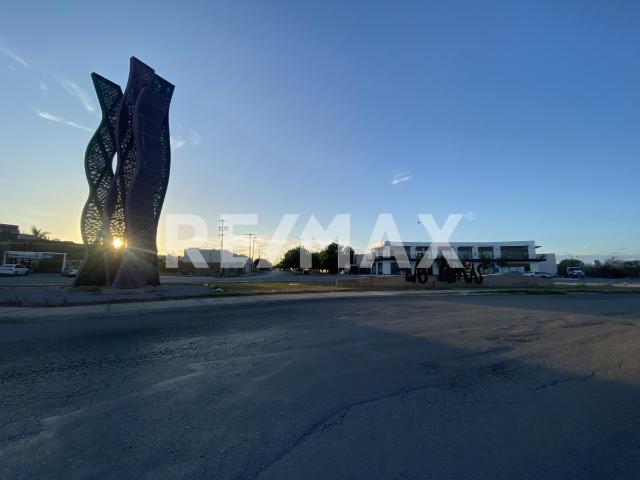 CASA EN VENTA EN LAS LOMAS