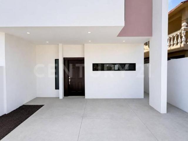 CASA EN VENTA EN LAS LOMITAS EN ENSENADA, BAJA CALIFORNIA