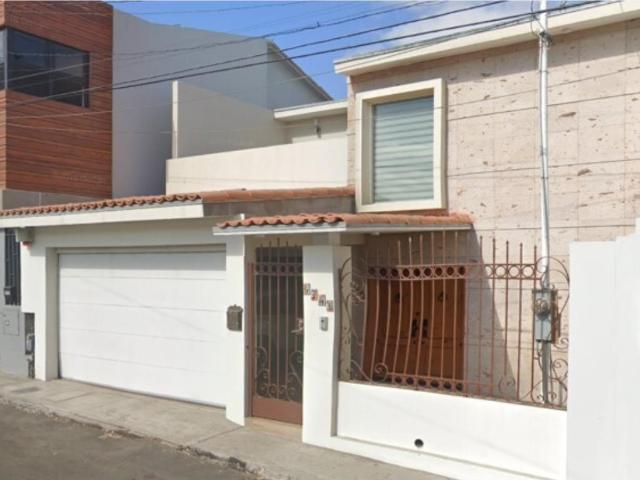 Casa en venta en Las Palmas, Tijuana, Baja California