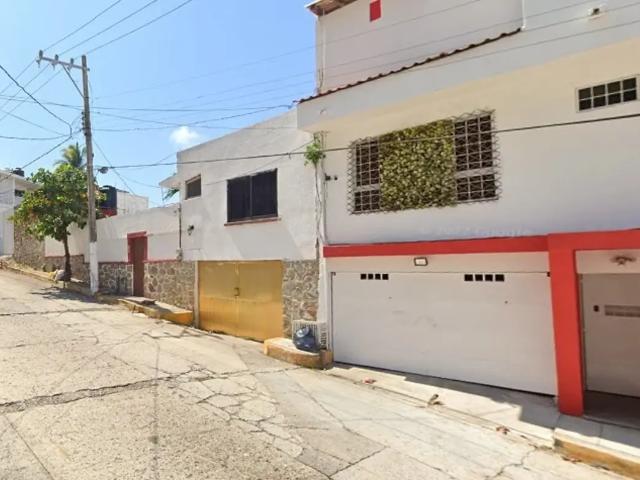 CASA EN VENTA EN LAS PLAYAS, ACAPULCO – 3 RECÁMARAS Y 373 M² CON VISTA AL MAR