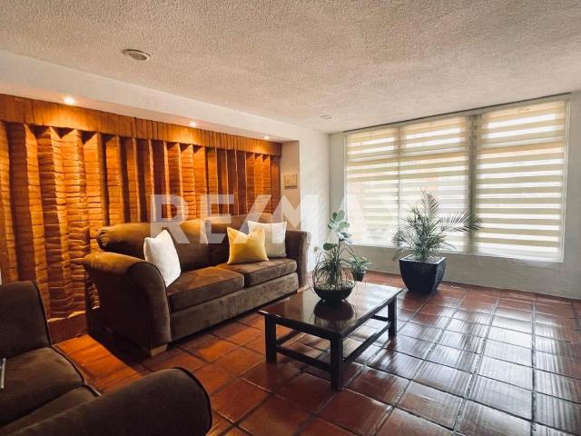 CASA EN VENTA EN LAS ROSAS, TLALNEPANTLA