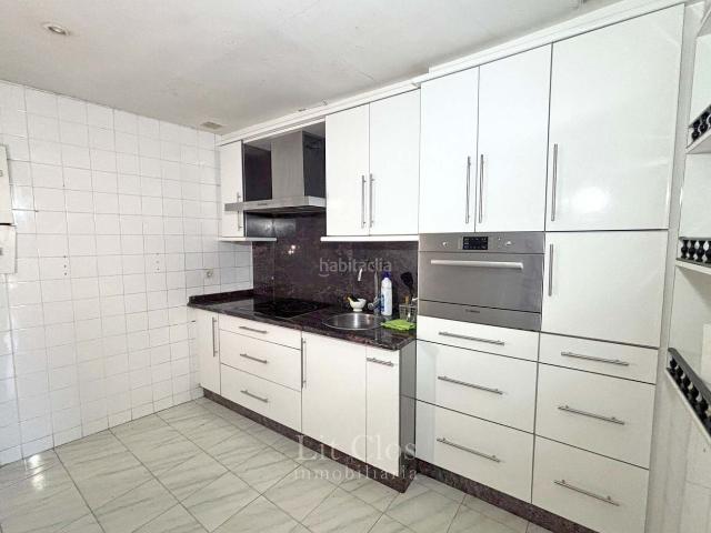 Casa en venta en Larouco. Casa con jardín y vistas a la naturaleza. Casas.