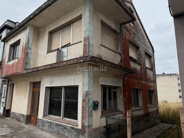 Casa en venta en Laracha. CASA EN LARACHA CON JARDÍN. Casas.