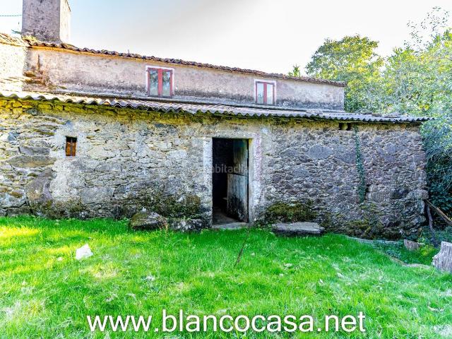 Casa en venta en Laracha. CASA para REFORMAR con 10.486 m2 de TERRENO en LARACHA A CORUÑA. Casas.