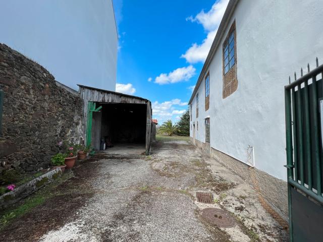 Casa en venta en Laracha. Casas.