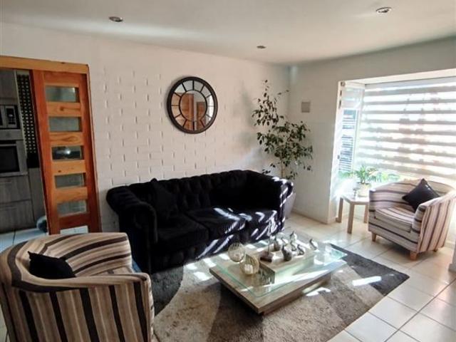 Casa en Venta en Larapinta