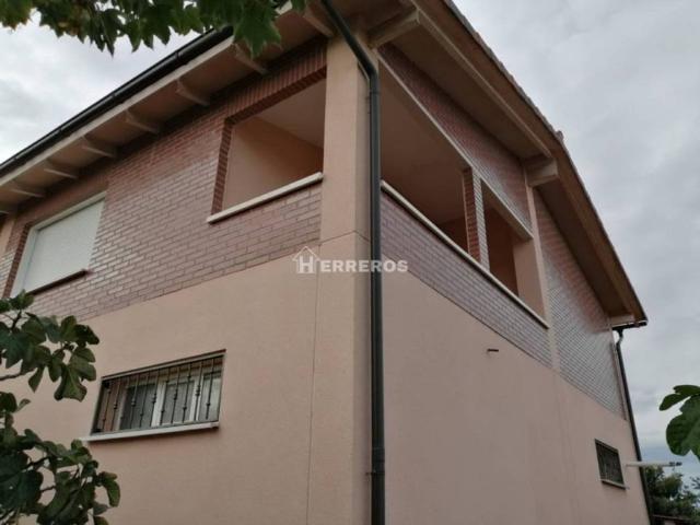 Casa en Venta en Lardero