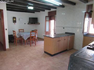 Casa en venta en Larrabetzu. Casa Adosada En Larrabetzu. Casas.