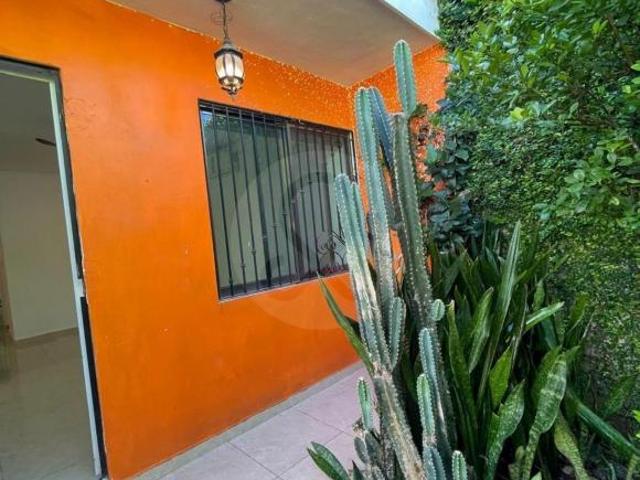 Casa en venta en Leandro Valle