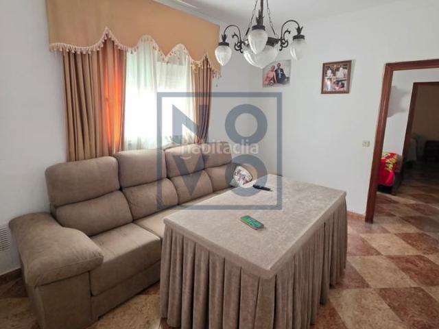 Casa en venta en Lebrija. VIVIENDA EN PLENO CENTRO. Casas.