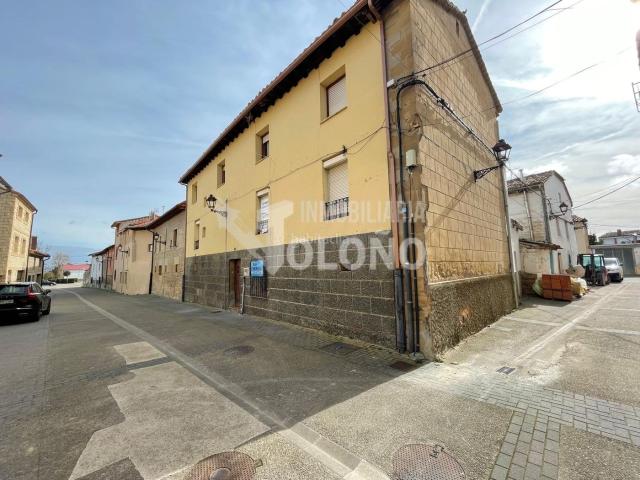 Casa en venta en Leiva. Casa con jardín. Casas.