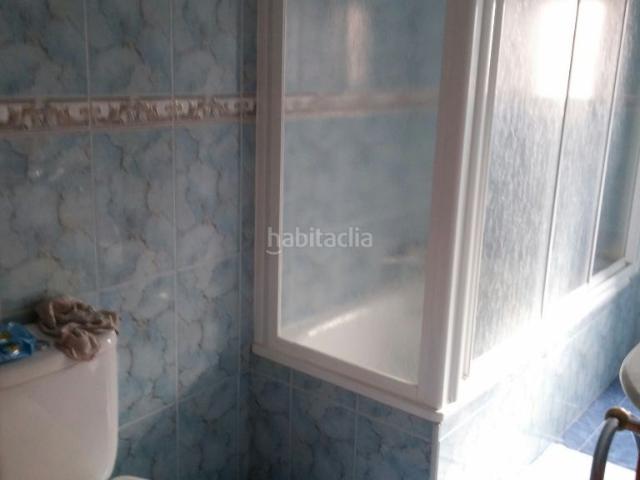 Casa en venta en León, Armunia. ARMUNIA, SE VENDE CASA CON GARAJE AMPLIO. Casas.