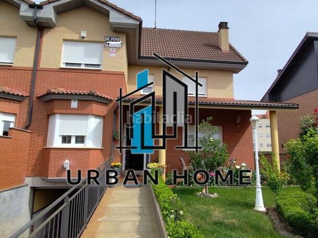 Casa en venta en León, Las Eras de Renueva. URBAN HOME VENDE CHALET PAREADO EN ERAS DE RENUEVA!. Casas.