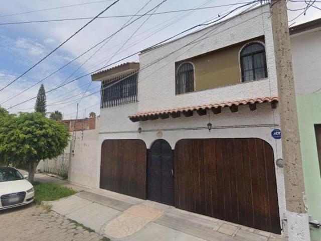 Casa en venta en: León Moderno