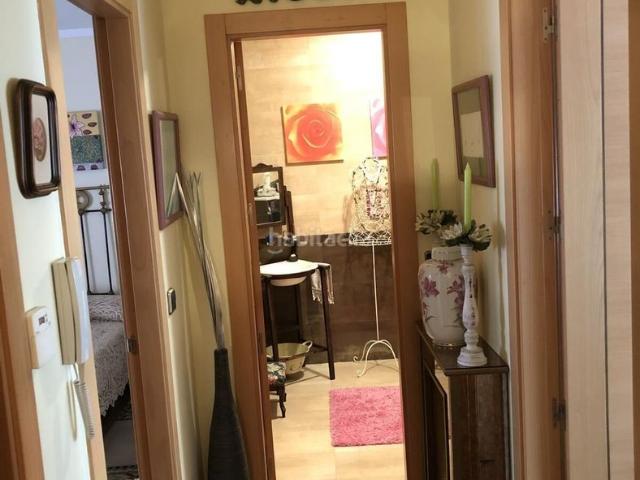 Casa en venta en León, San Mamés La Palomera. CASA ADOSADA EN LA CALFONSO DE LA CERDA. Casas.