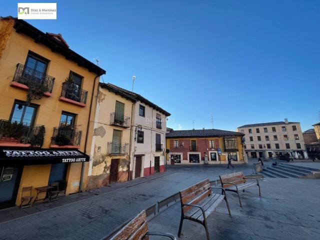 Casa en venta en León, San Mamés La Palomera. CASA DETRAS DE LA CATEDRAL. Casas.