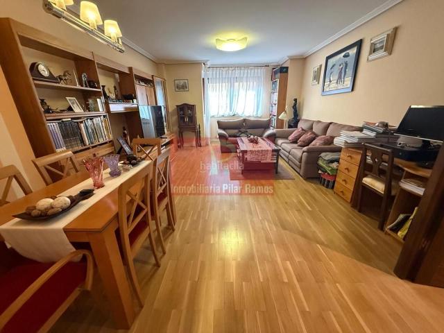 Casa en venta en León, San Esteban. Casas.