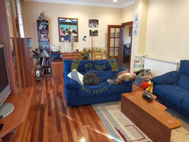 Casa en venta en León, Trobajo del Cerecedo. Casa a la venta en Armunia. Casas.