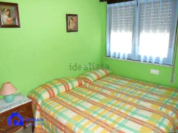 Casa en venta en Lena. CASA INDEPENDIENTE ZONA LENA. ACTUALMENTE USO TURÍSTICO. Casas.