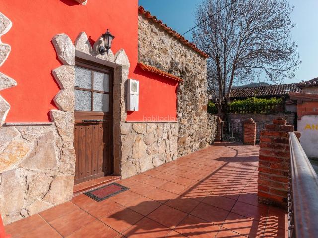 Casa en venta en Lena. Joya Rural en Corneyana Casa con Finca Edificable y Gran Potencia. Casas.