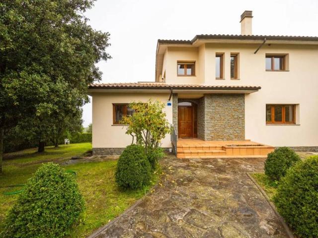 Casa en Venta en L'Esquirol Santa Maria de Corcó