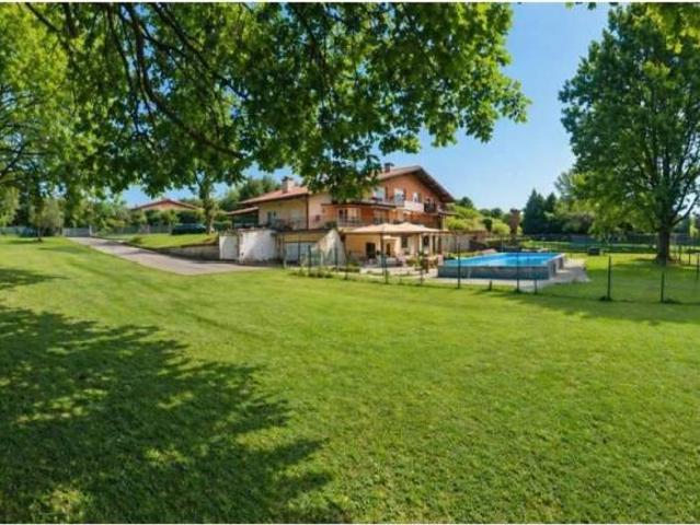 Casa en Venta en Lezama