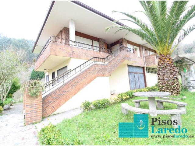 Casa en venta en Limpias. Casa con terreno en venta en Limpias. Casas.