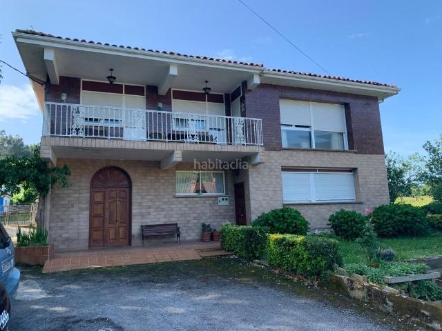 Casa en venta en Limpias. Casa independiente con terreno de 2.600 m en Limpias. Casas.