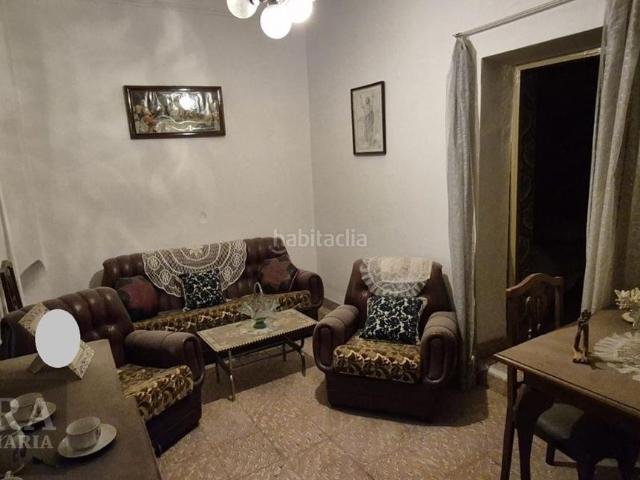 Casa en venta en Linares, Centro ciudad. Gran Casa para Reformar con Plaza de Garaje en el Centro de Linares Jaén. Casas.