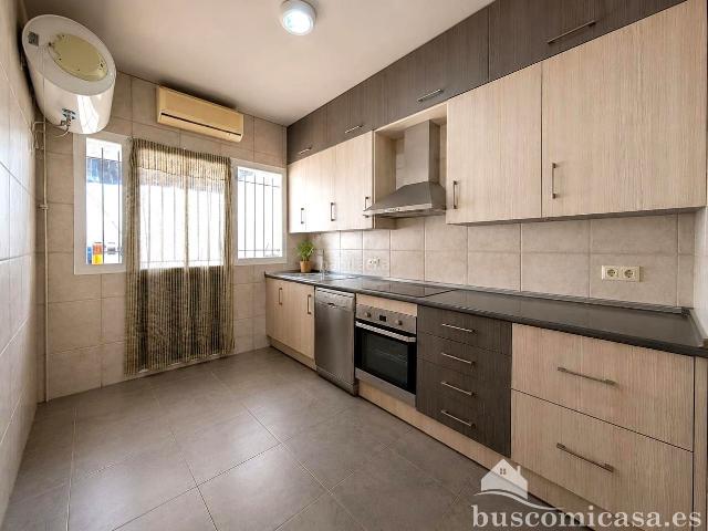 Casa en venta en Linares, La Paz Las Américas. Casa de planta baja en Rodrígo de Triana. Casas.