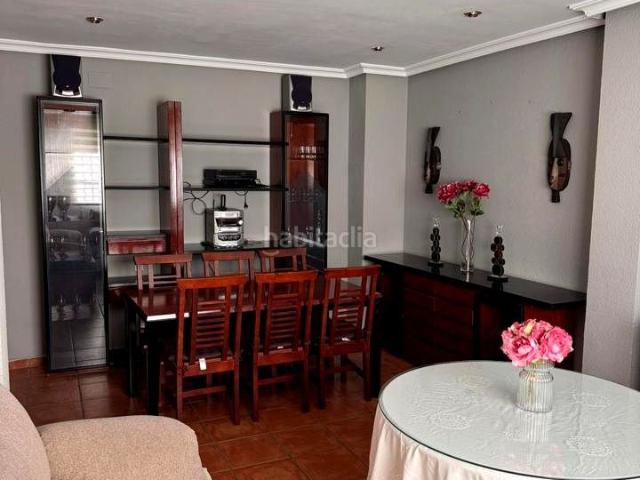 Casa en venta en Linares, Linarejos. PRECIOSA CASA COMPLETAMENTE AMUEBLADA. Casas.