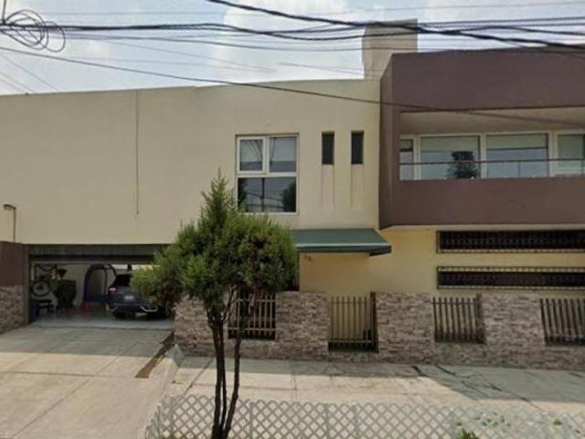 Casa en venta en Lindavista Sur