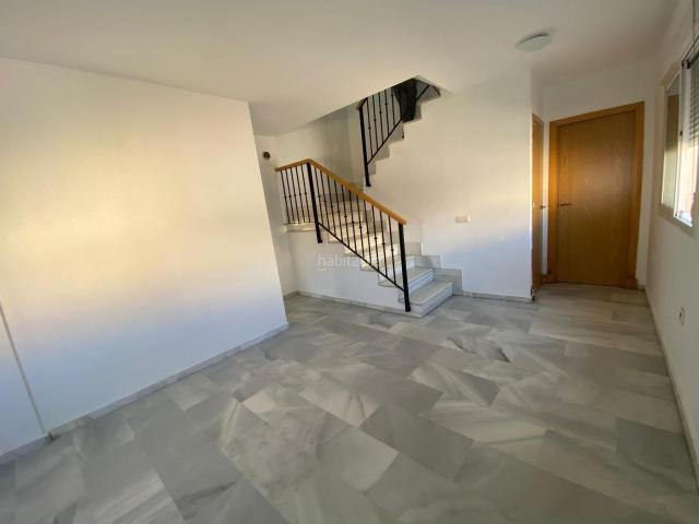 Casa en venta en Línea de la Concepción La, Mondejar Junquillos. Unifamiliar Duplex a 250 metros del mar. Casas Línea de la Concepción.