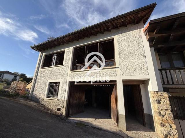 Casa en Venta en Llanes