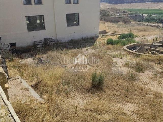 Casa en venta en Lleida, Sucs. Una Masia Legendaria a 10 Min de Lleida. Casas.