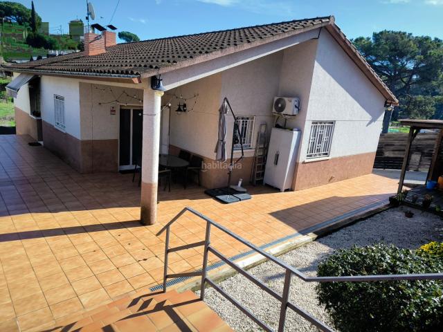 Casa en venta en Lliçà d´Amunt. casa 4 habitaciones dobles con amplio garaje. Casas Lliçà.