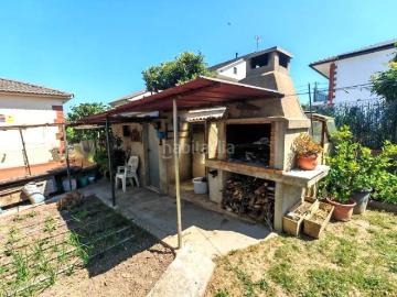 Casa en venta en Lliçà d´Amunt. CASA DE 190 M2 EN URB. DE LLIÇÀ D'AMUNT CON PARCELA DE 444 M2 MUY CERCA DE SUPERMERCADO Y COLEGIO. Casas Lliçà.