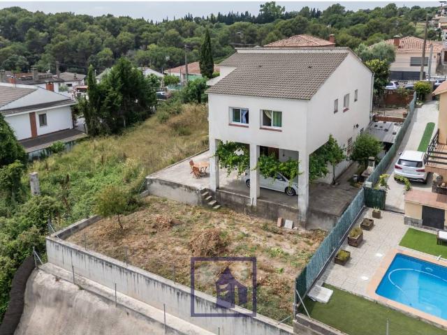 Casa en venta en Lliçà d´Amunt. Casa en venta en Lliçà dAmunt, Ca LArtigues. Casas Lliçà.