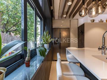 Casa en venta en Lliçà d´Amunt. Exclusiva casa unifamiliar con piscina y jardín en Can Falguera. Casas Lliçà.