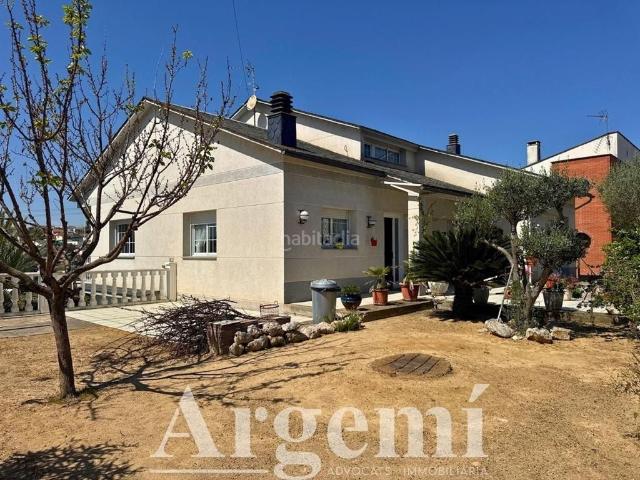 Casa en venta en Lliçà d´Amunt. VENTA casa en Can Rovira. Casas Lliçà.