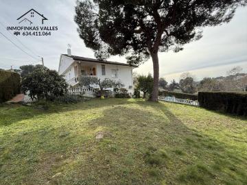 Casa en venta en Lliçà de Vall. ESPECTACULAR CASA CON PISCINA IDEAL PARA 2 FAMILIAS EN LLIÇA DE VALL. Casas Lliçà de.