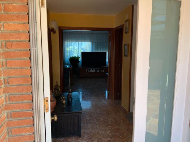 Casa en venta en Llinars del Vallès. Casa para dos familias cerca de Cardedeu. Casas Llinars del.