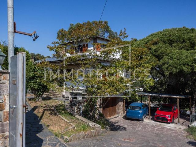 Casa en venta en Llinars del Vallès. EXCLUSIVA VIVIENDA EN PLENA NATURALEZA CON IMPRESIONANTES VISTAS. Casas Llinars del.