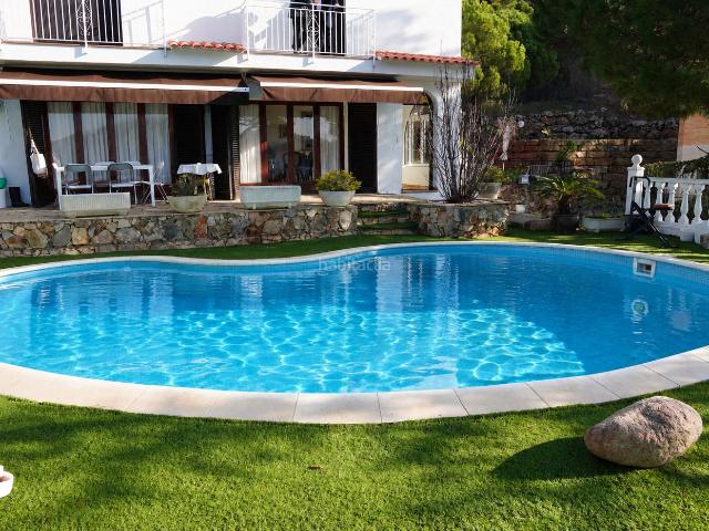 Casa en venta en Lloret de Mar, Canyelles Costa Brava. Exclusiva villa con licencia turística, piscina y vistas al mar en Canyelles. Casas Lloret de.